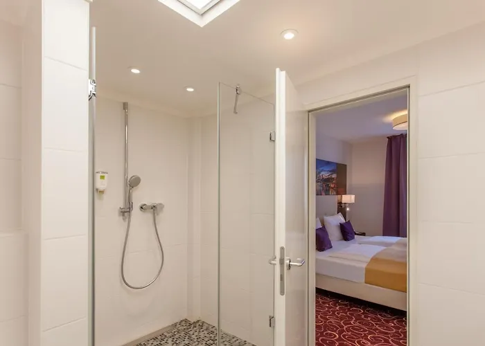 Отель The Domicil Frankfurt 3*