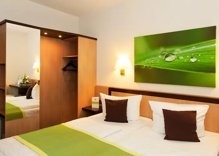 Отель The Domicil Frankfurt 3*